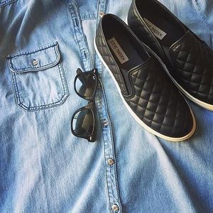 Steve Madden Ecentrq slip on black